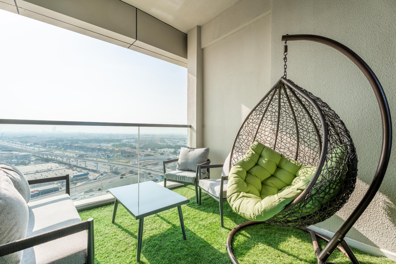 GuestReady - Modern Furnishing l City Chic in the Sky