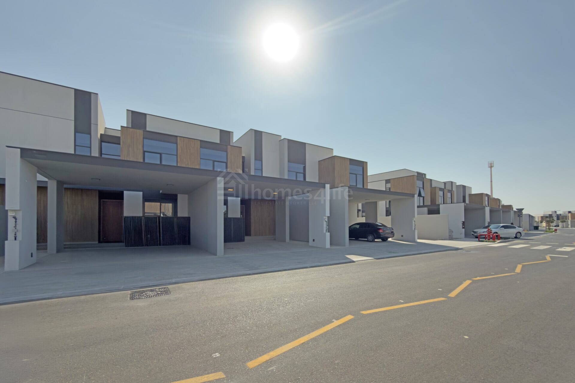 PRIME LOCATION | l 3BR+M | MODERN LAYOUT