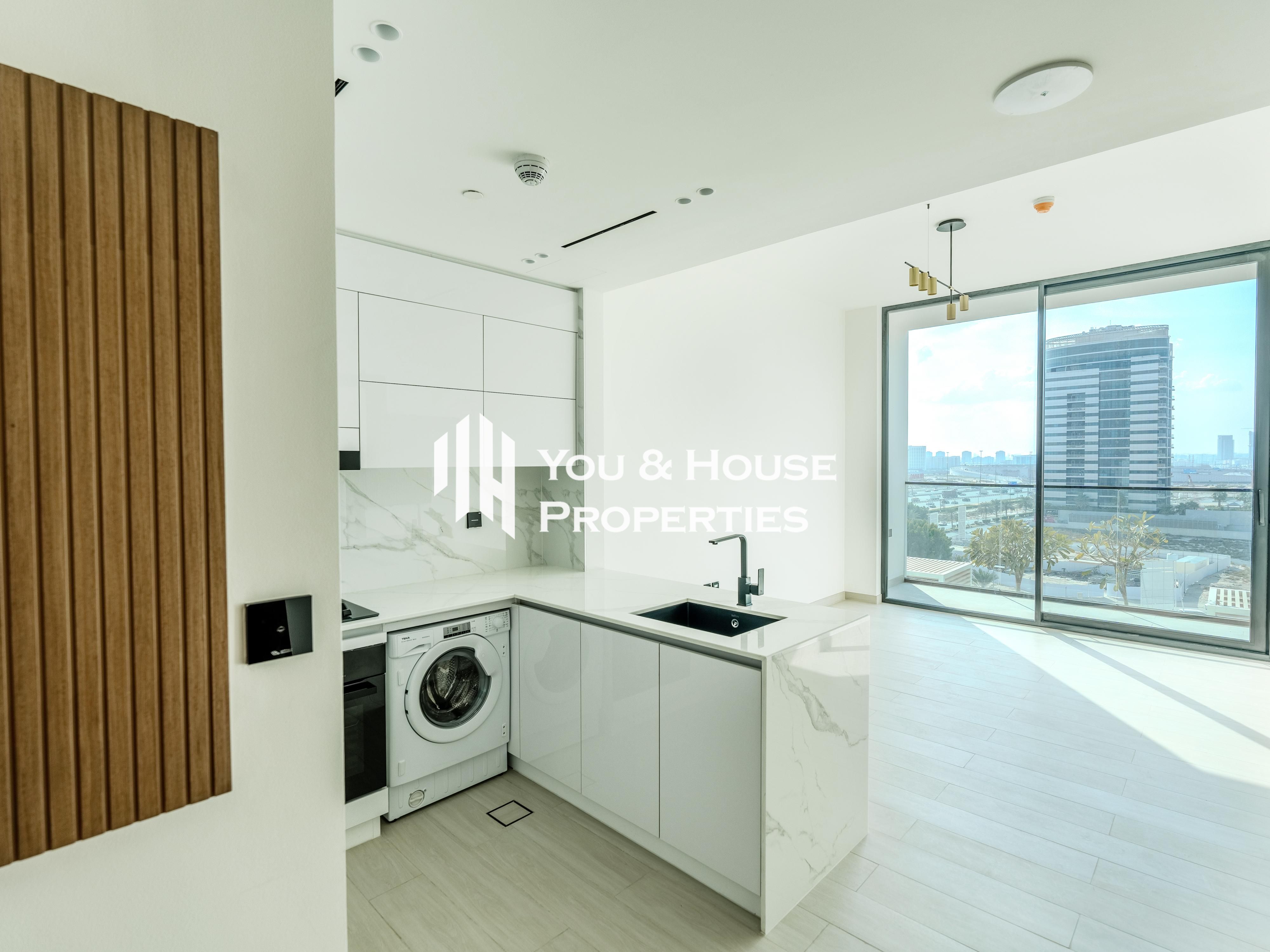 Elegant 1-Bedroom I Modern Design & Premium Finishes I With High-End Interiors