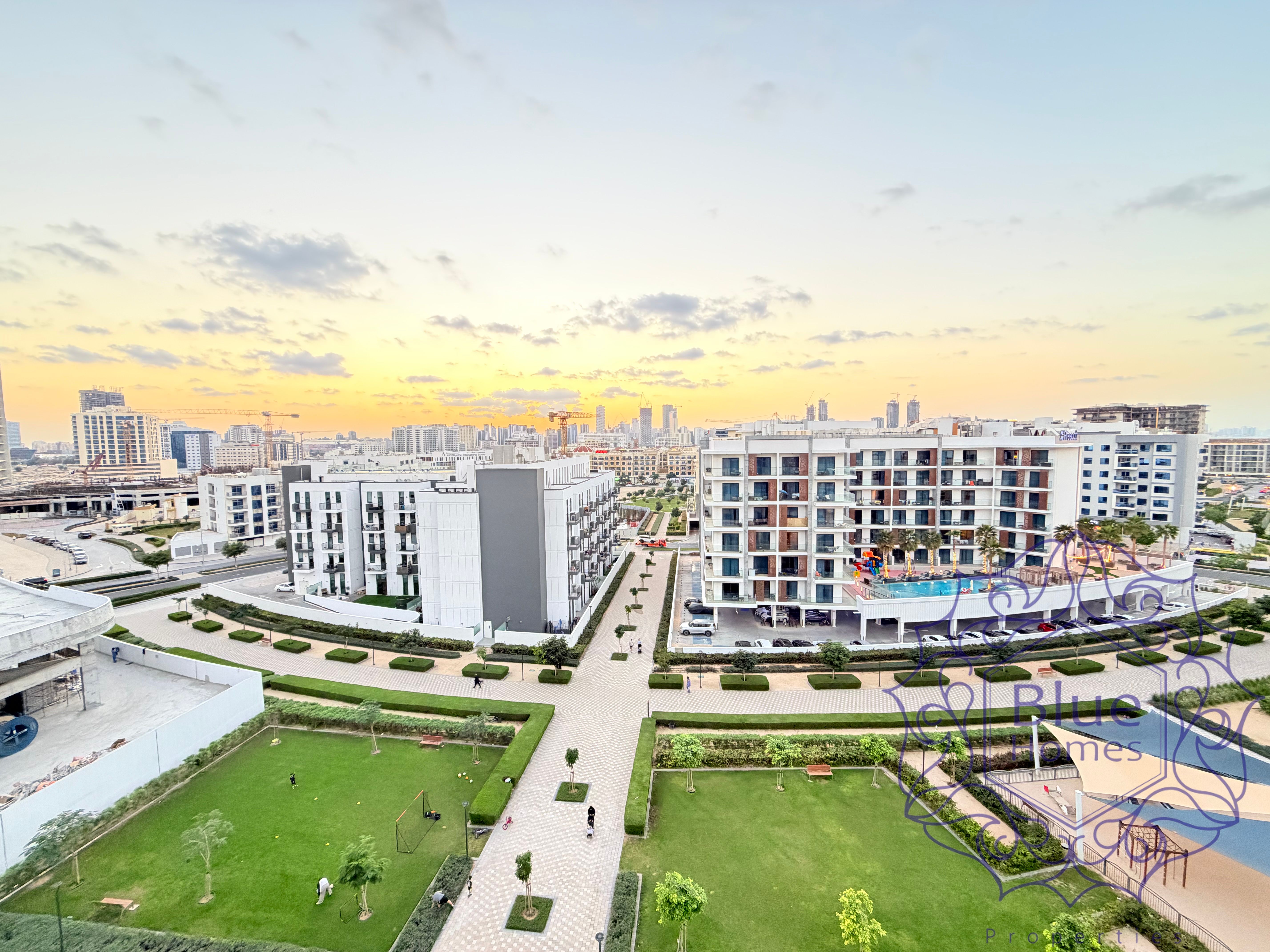 Stunning 3BR+Maids laundry Open view