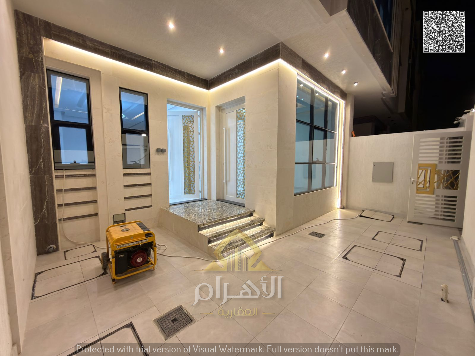 With the lowest possible down payment and at a price (including registration fees) - own luxury villa - prime location on the main street and direct