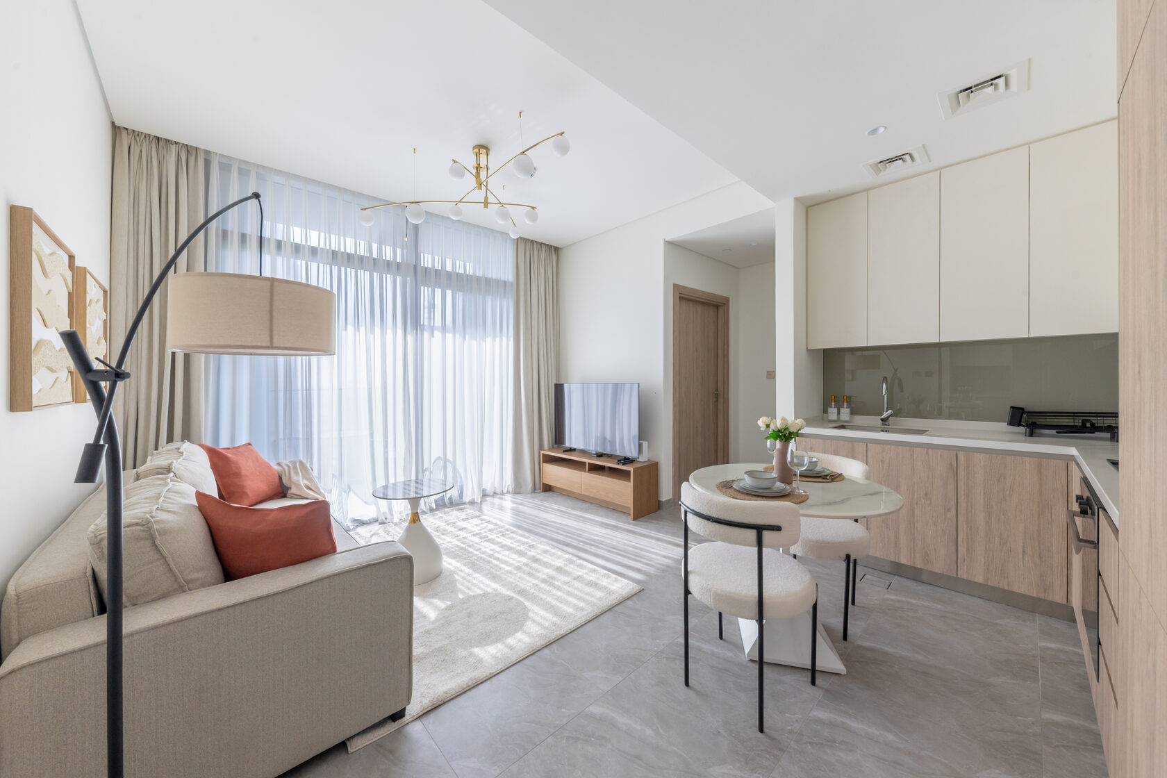 High floor | Canal-side living | Prime Business Bay location
