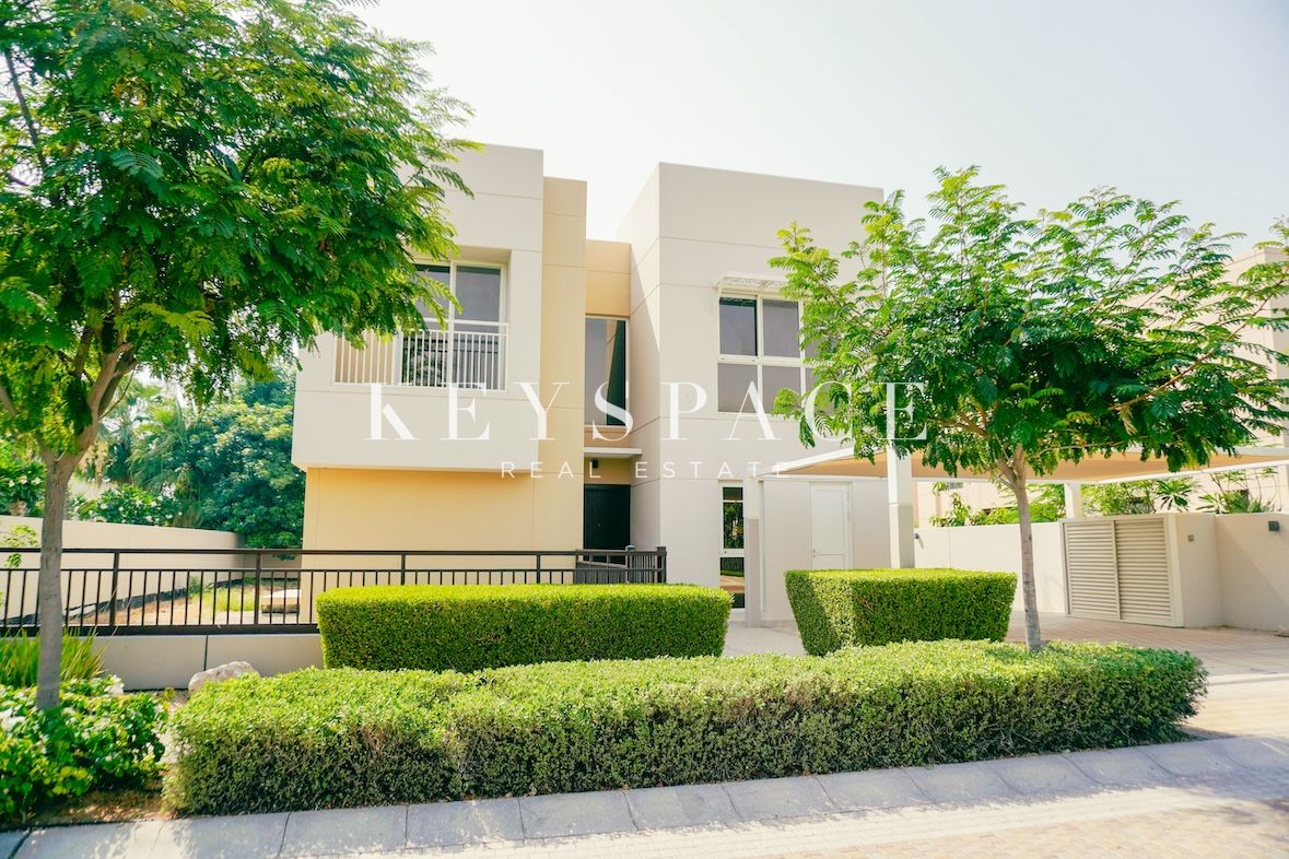 Contemporary Villa in an Exclusive Enclave | Modern Elegance | Resale