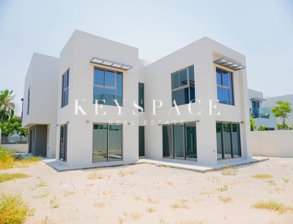 Exclusive Villa in a Prime District | Elevated Luxury Lifestyle | Resale