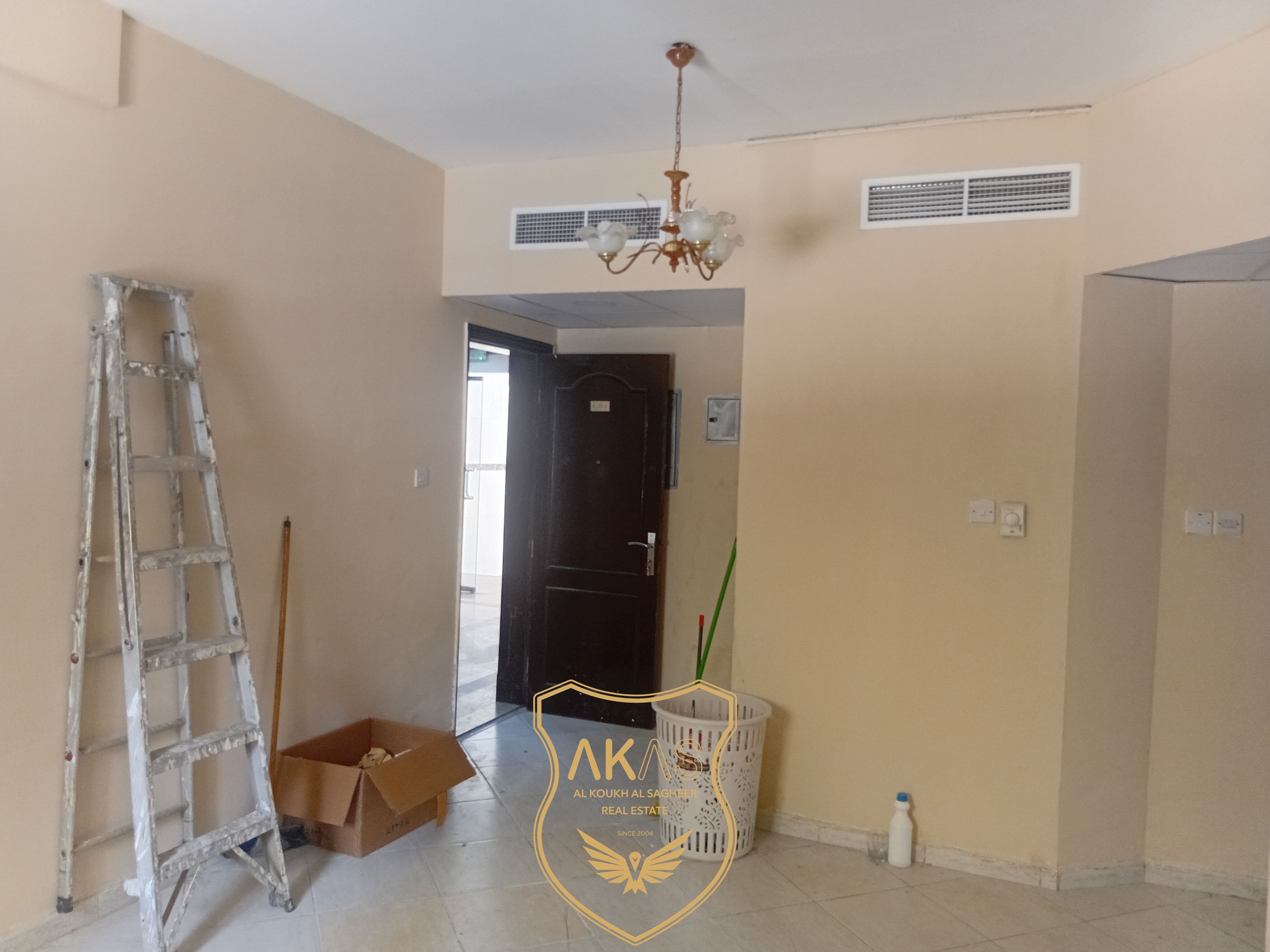 HOT OFFER 1BHK AVAILABLE FAMILY BUILDING 21999