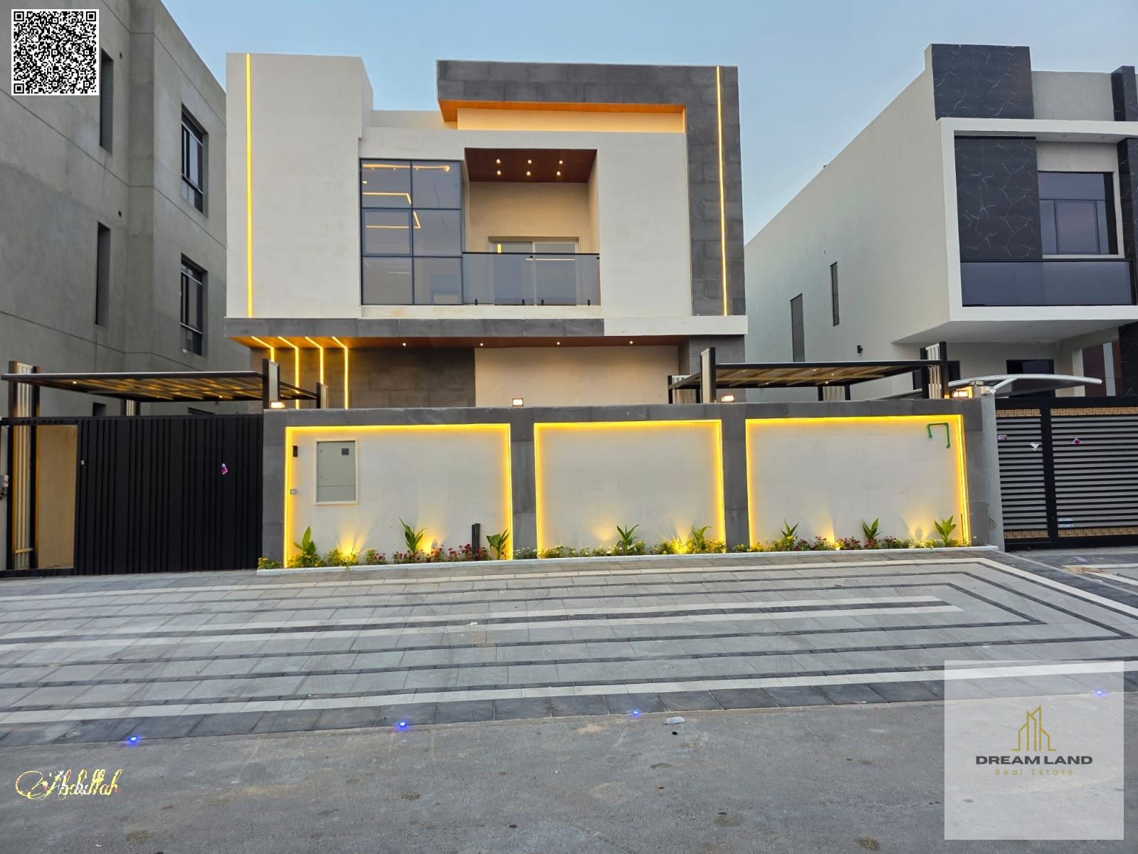Freehold villa in a prime location near Azha roundabout / Fees included / No service charges