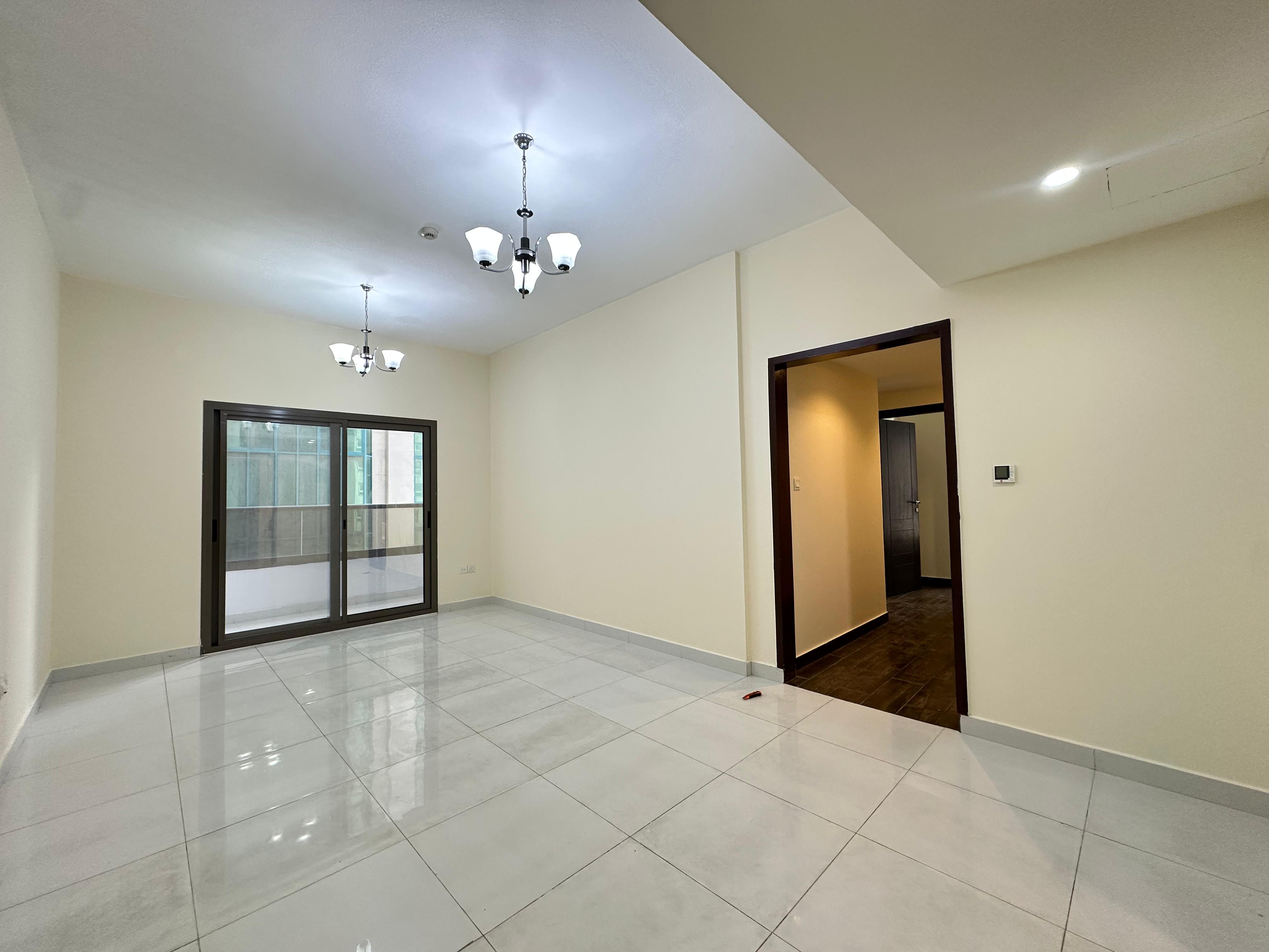Parking free hot oferf ready to move 2bhk brand new building