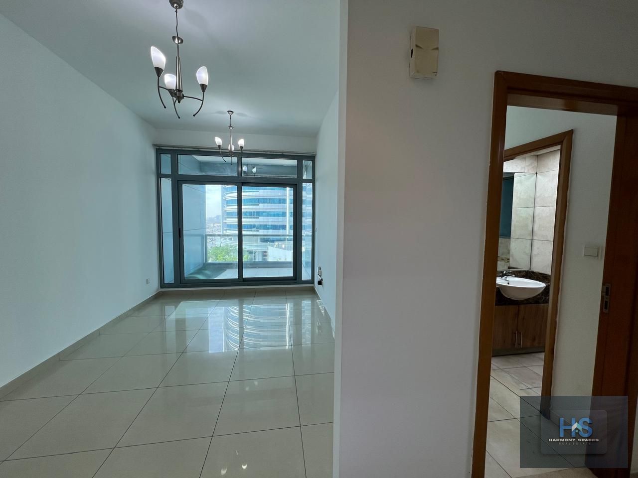 Chiller Free- 1BHK Marina Residence- Near to Metro