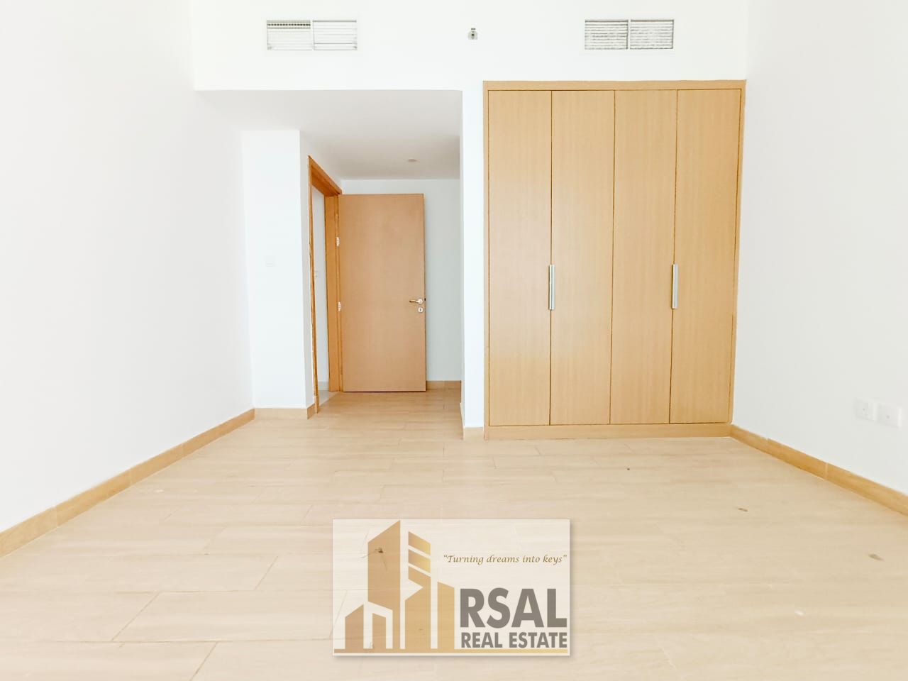 Spacious 2bhk Available in School side || Prime Location