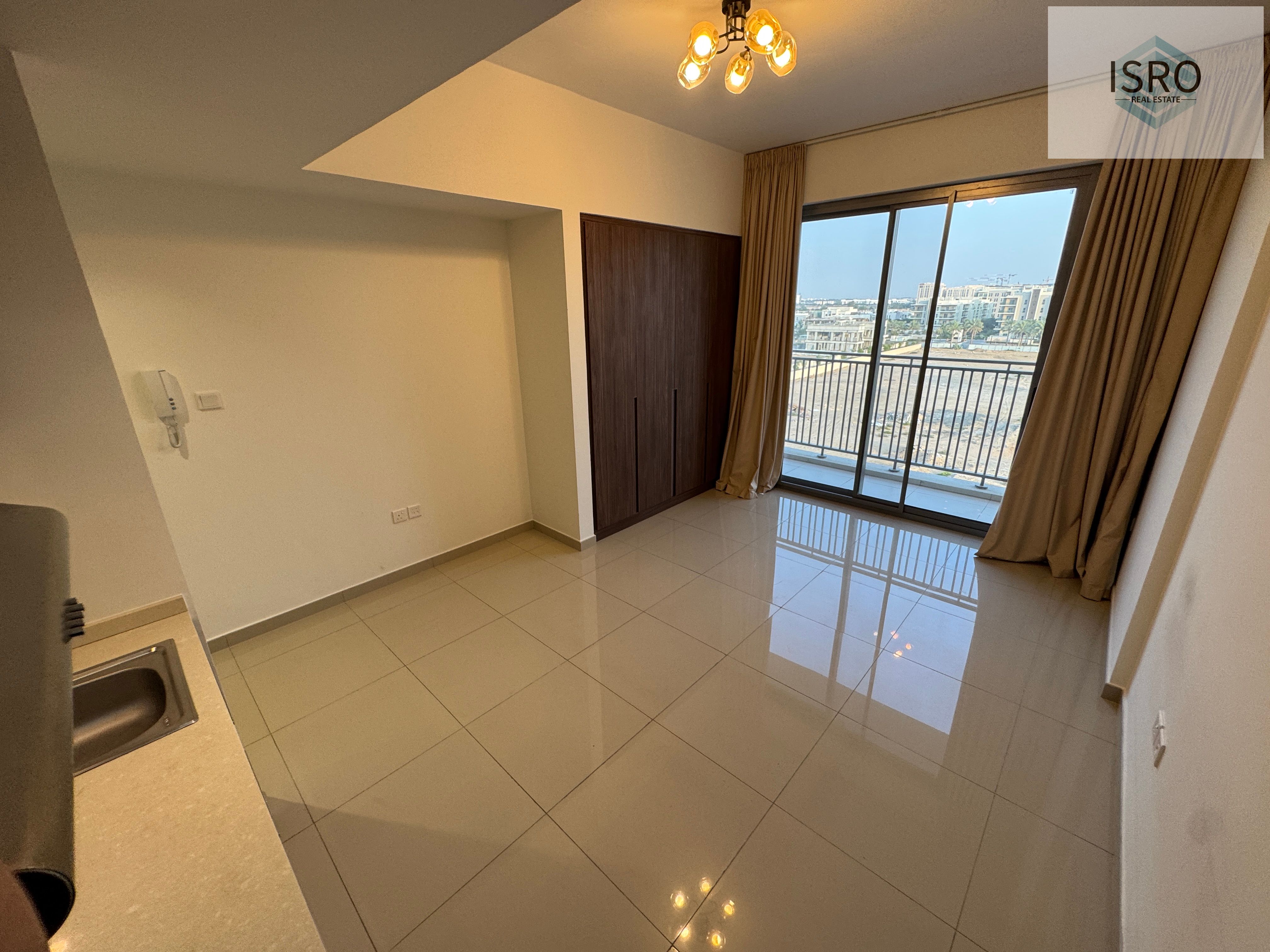 Studio || Balcony || 36k 4 Cheques ||