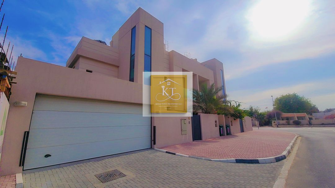 Modern Layout!!! 4 BR+ maid Room!! Private Pool!!Prime Location!!