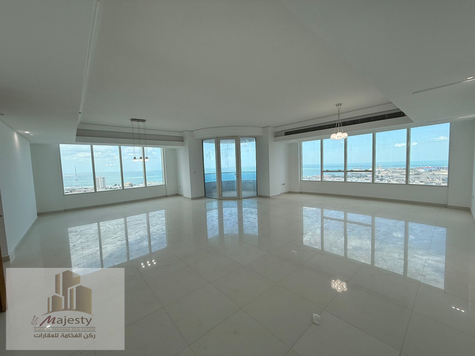 Apartment for rent in Sharjah, Al Majaz 3