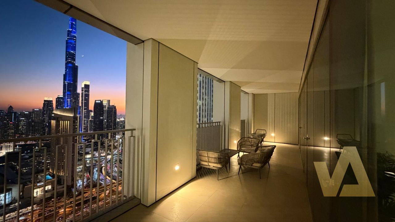 LUXURY LIVING | BURJ KHALIFA VIEW | VACANT