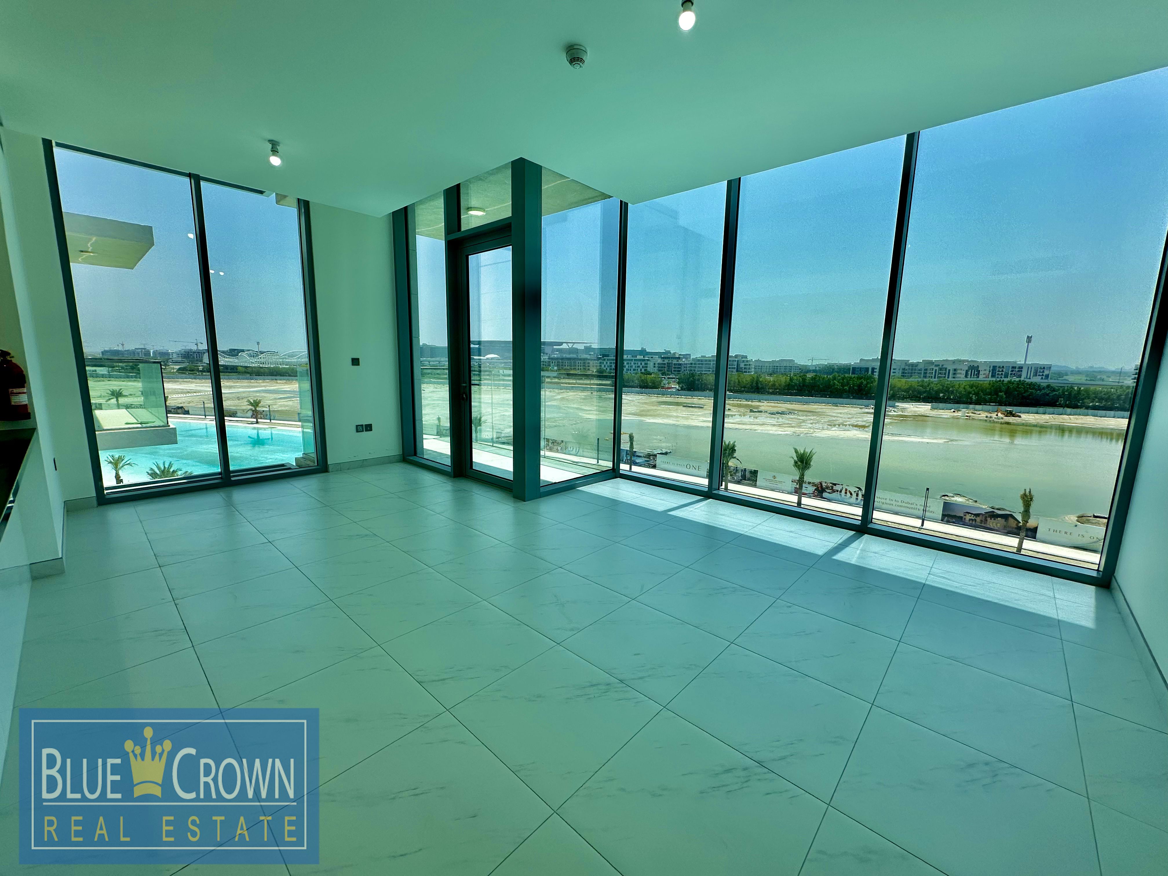 BIG LAYOUT 2BEDROOM +MAID ROOM