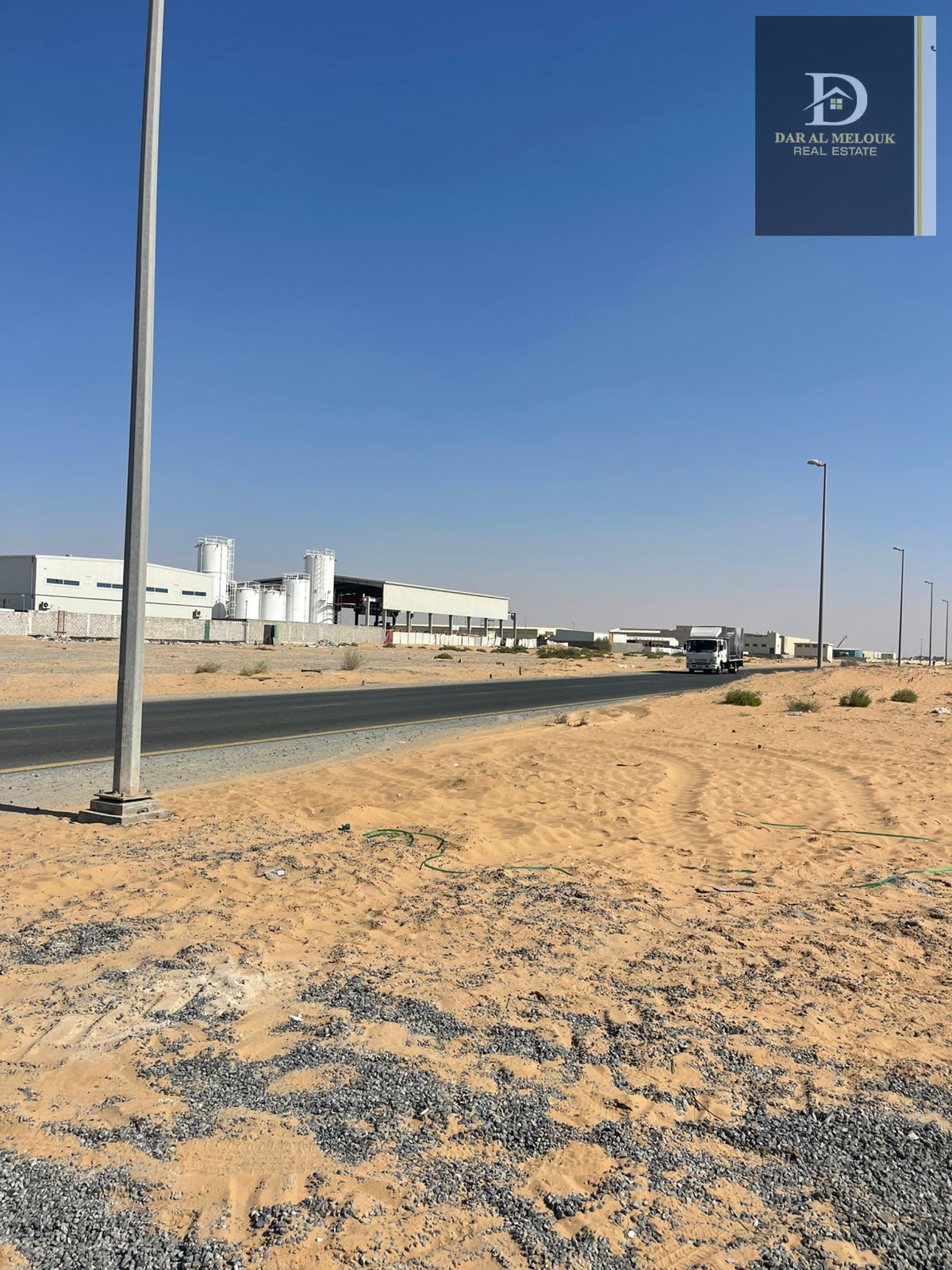 For Sale in Sharjah Al Darari Commercial Area Commercial Land Area: 36,214 sq ft Vacant Land Permit: Ground Floor + Parking + 5 Floors Ownership