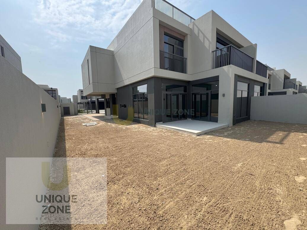 Semidetached Villa | Ready to move | Vacant