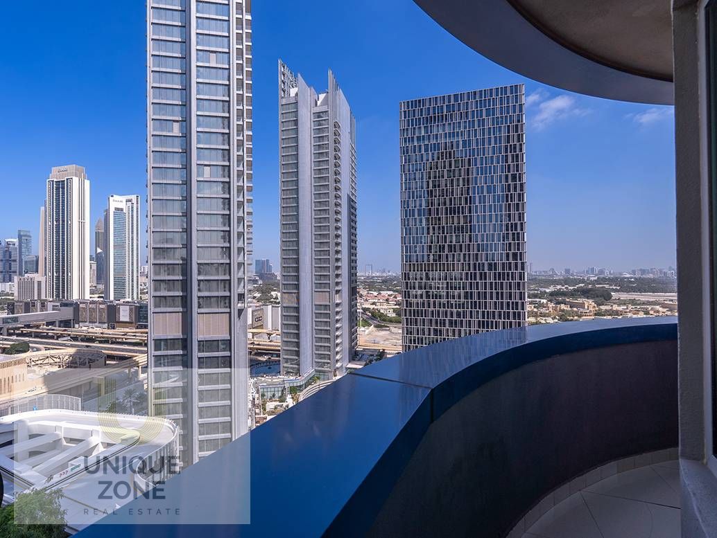 HIGH FLOOR - BLVD VIEW - BESPOKE FURNISHED