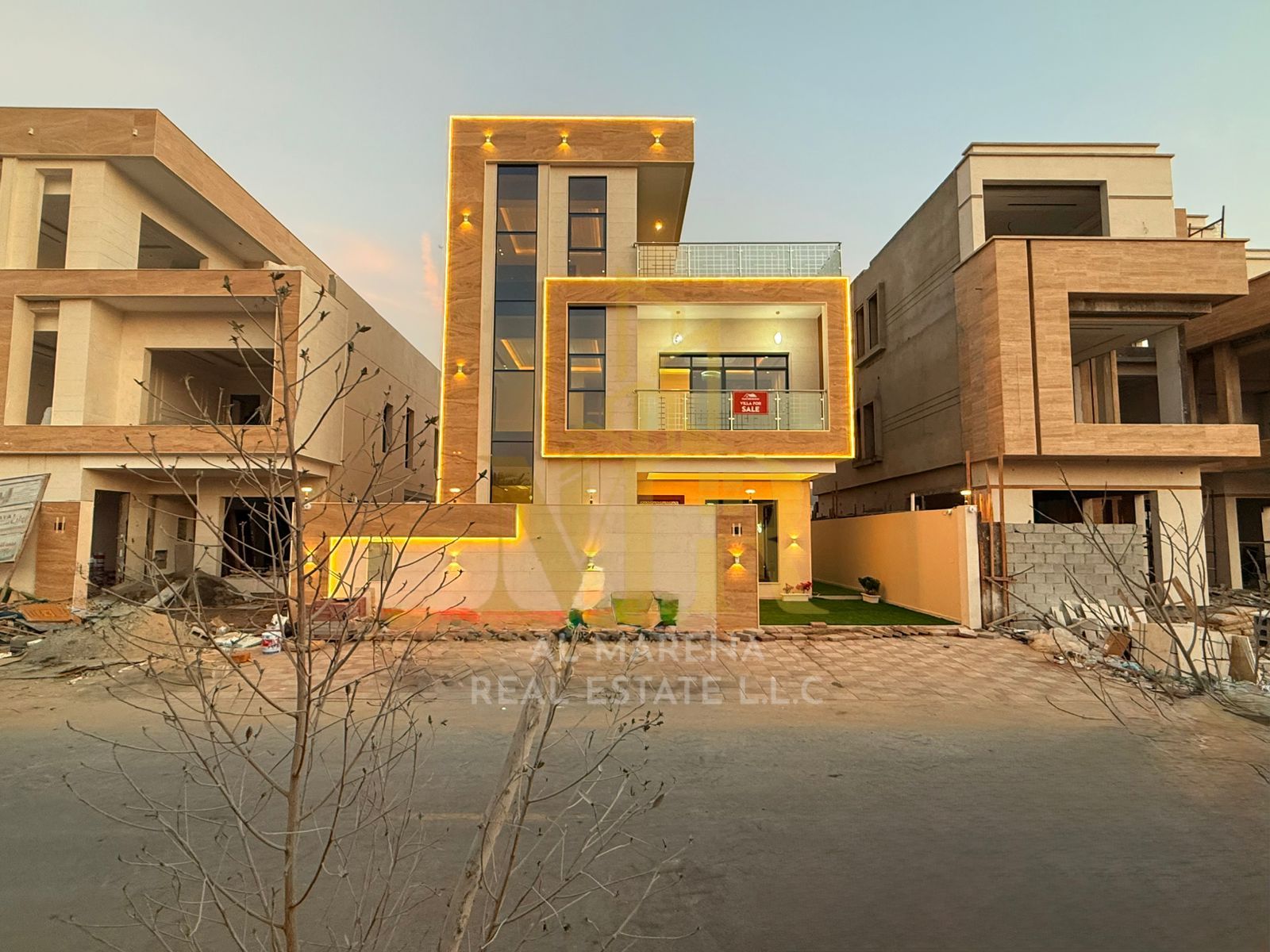 Luxury Villa for Sale Facing the Park in Al Yasmeen | Private Pool | Two Floors + Roof | 6 Master Bedrooms | 4000 Sq. Ft