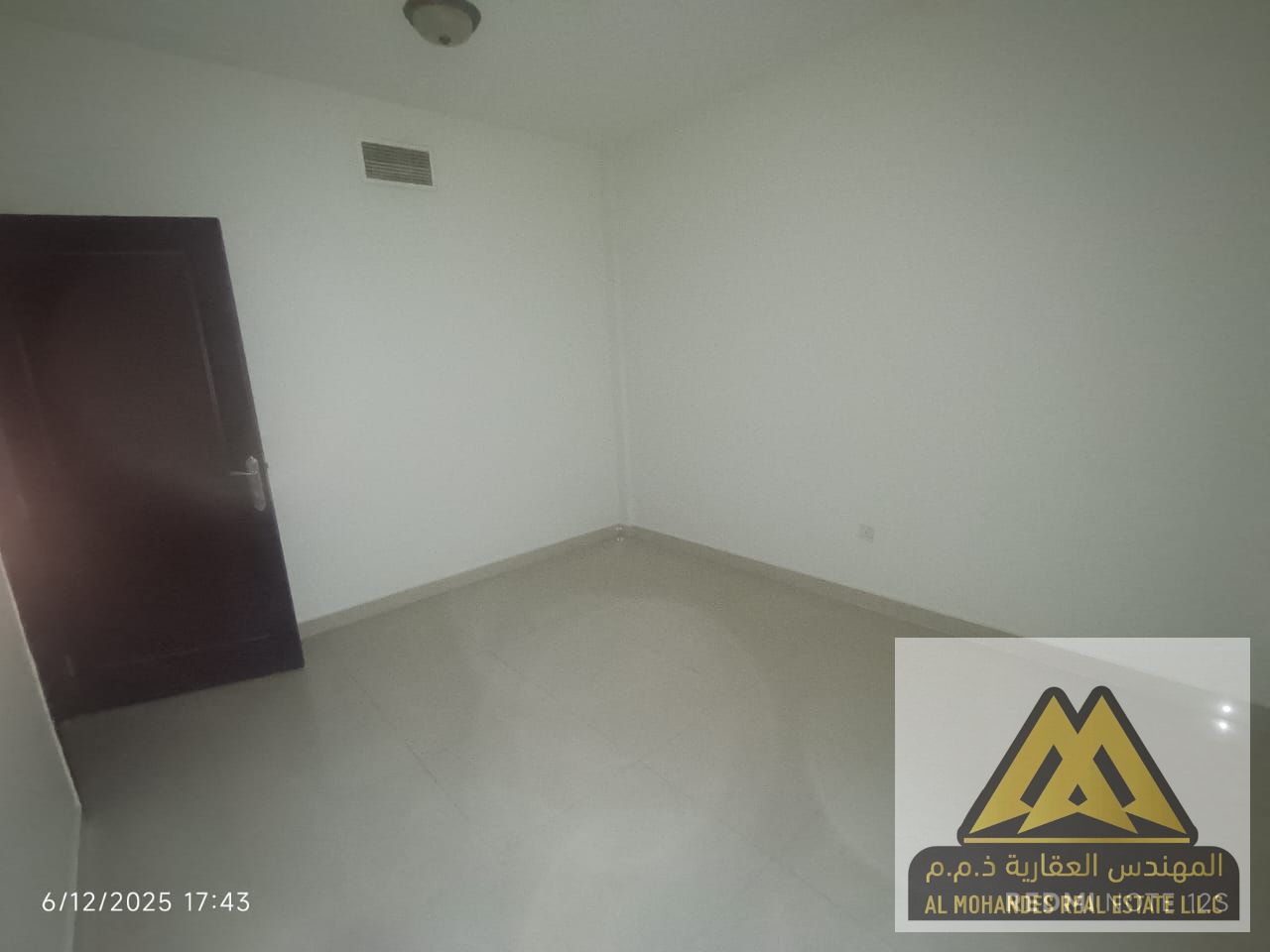 Prime location | Good size | Excellent finishing | Central air conditioning
