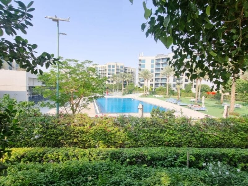 Spacious Layout | Vacant on Transfer | Community