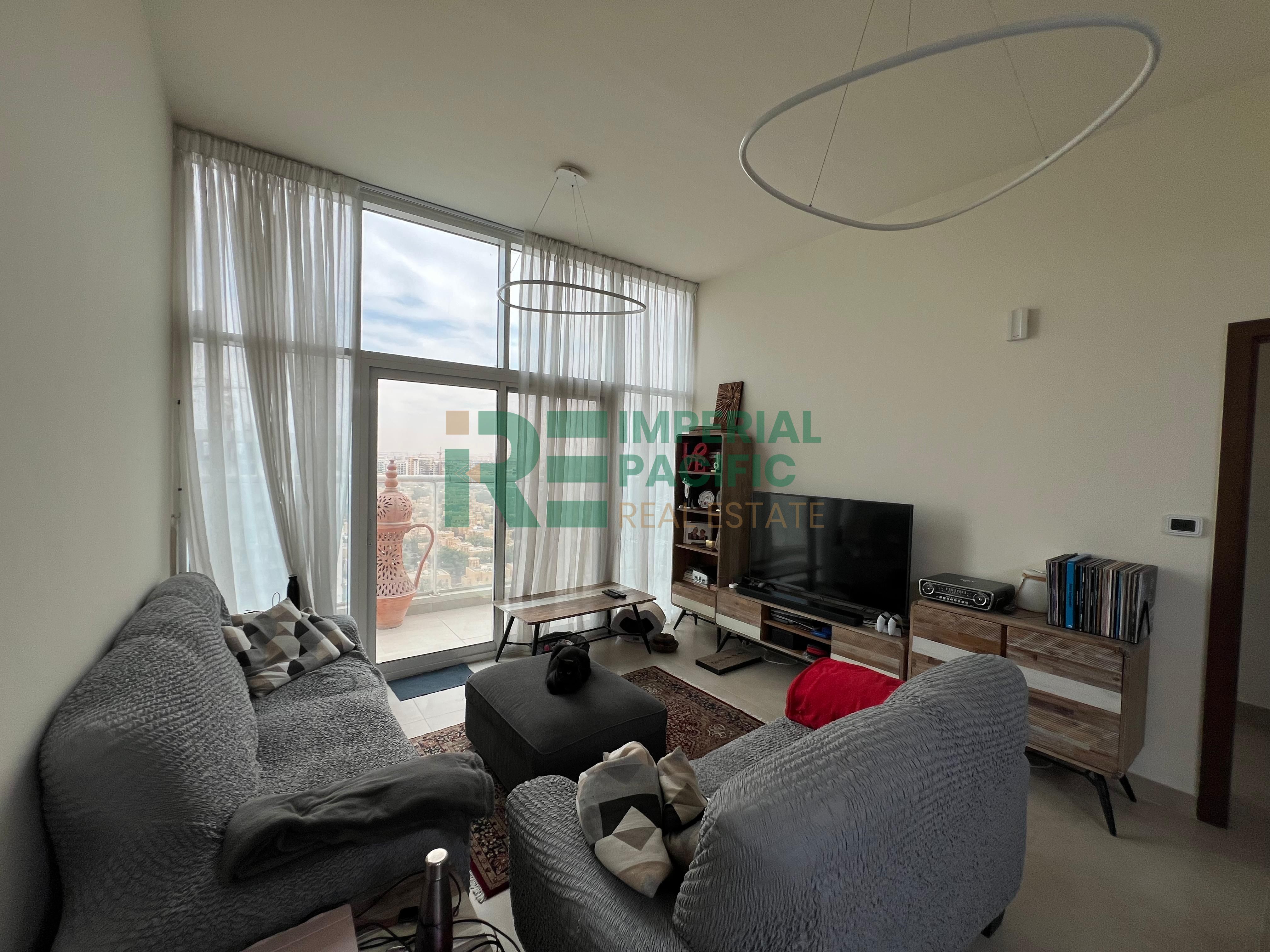 Spacious 2-Bedroom | Chiller Free | High Floor