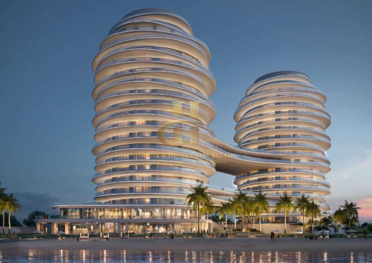 High-End Seafront Homes Offering Style, Views, Returns