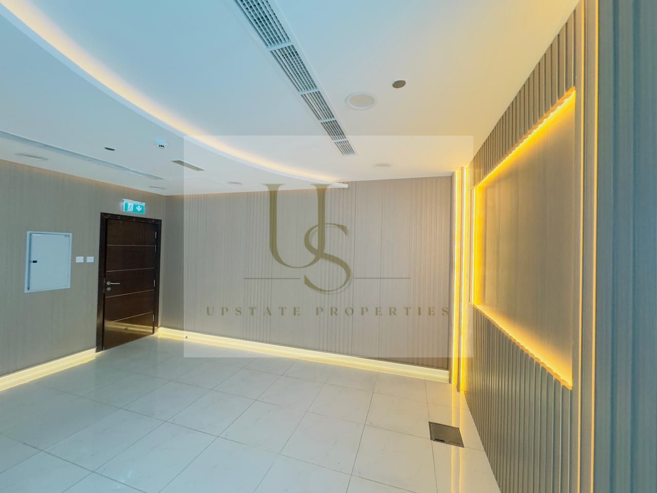 Accessible to Metro | Upgraded | High Floor | Fitted