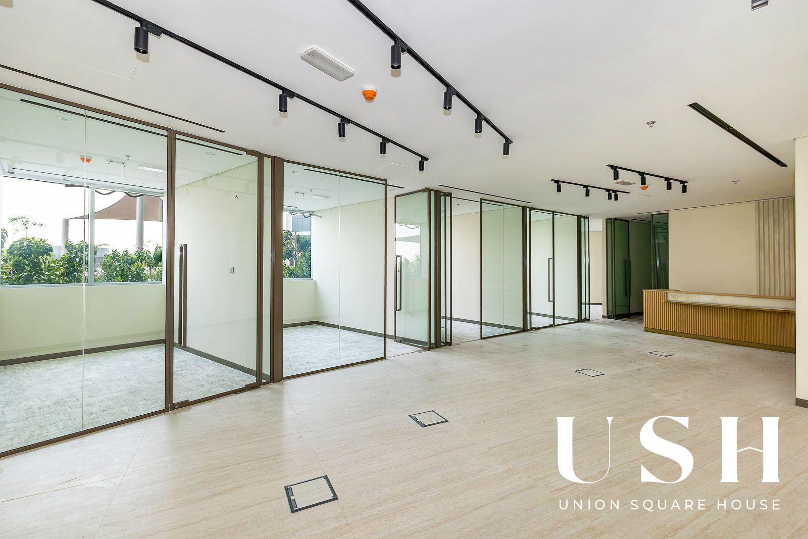 Upgraded Floor/ A Grade Fitout / Unfurnished