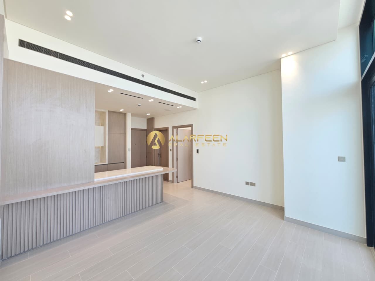 Spacious 1br | Private Pool | Fitted Kitchen