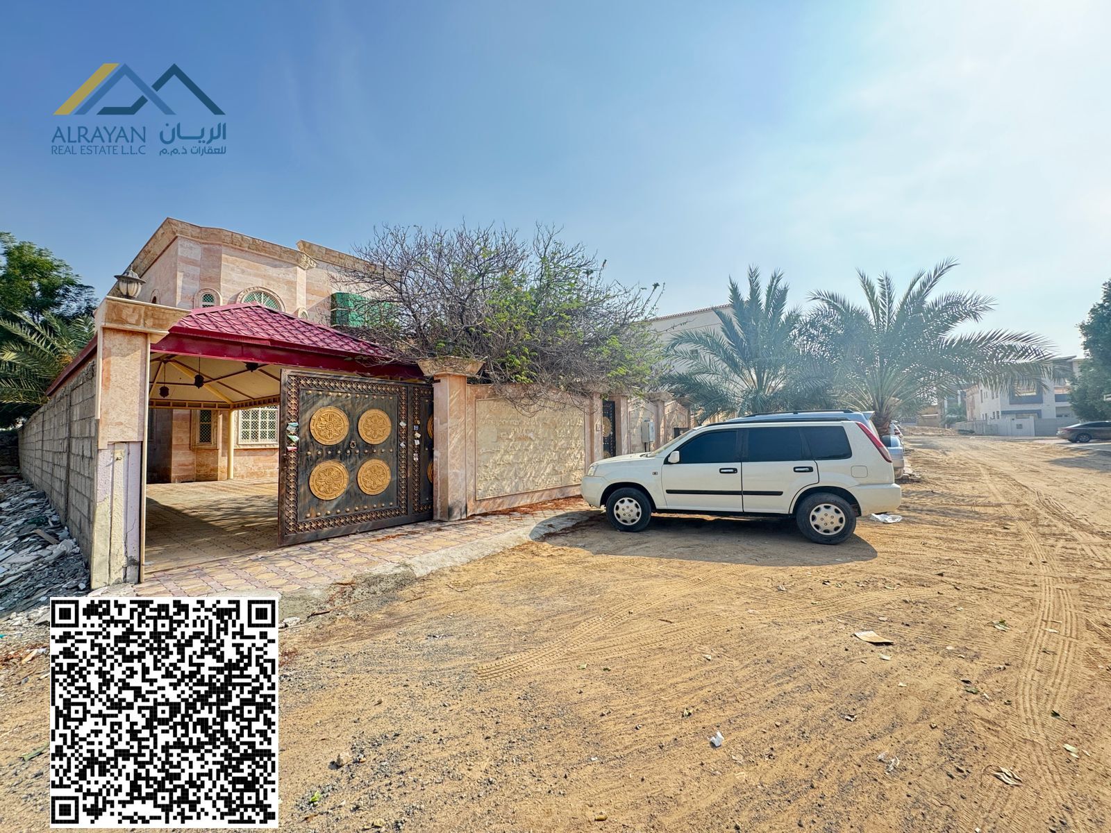 Villa including air conditioning, electricity, and water