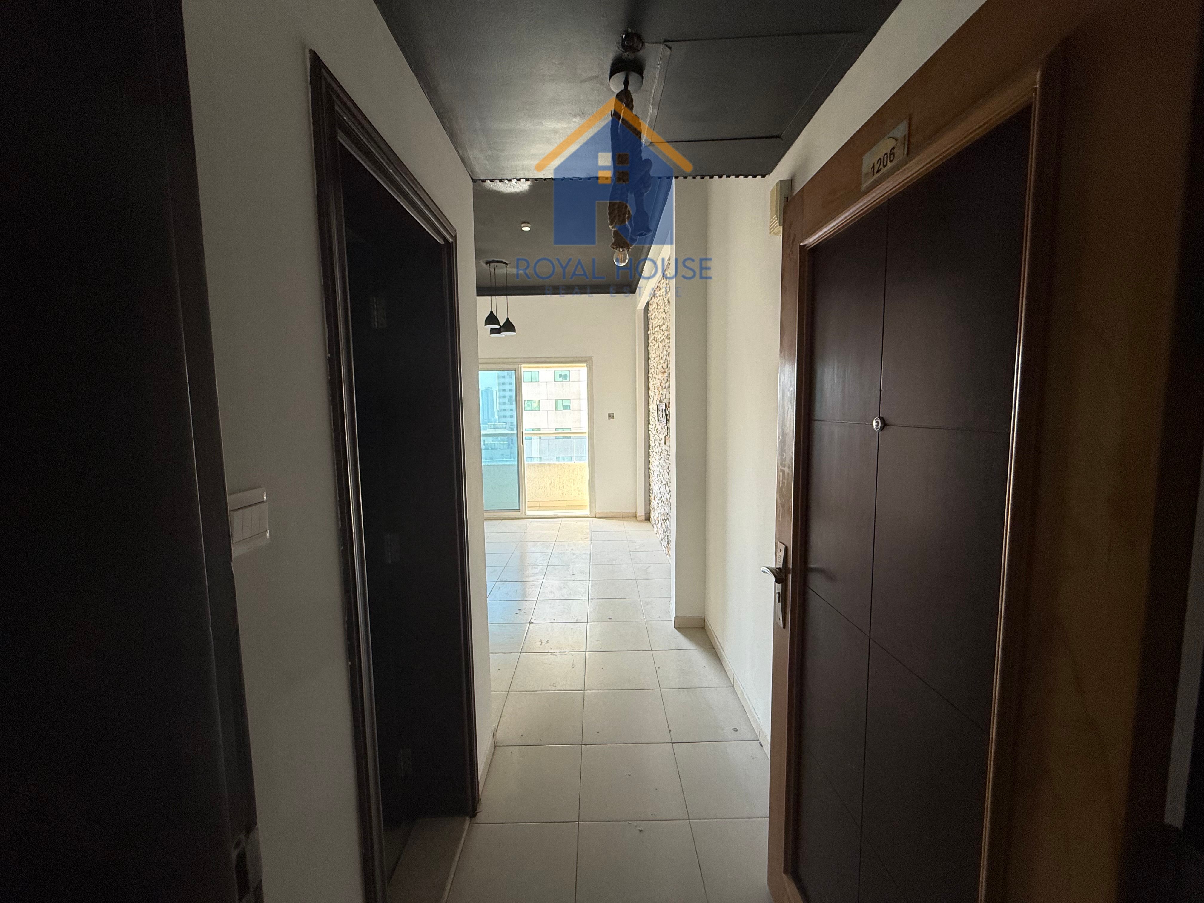 Serene 1 BR Apartment in Al Majaz with Water View