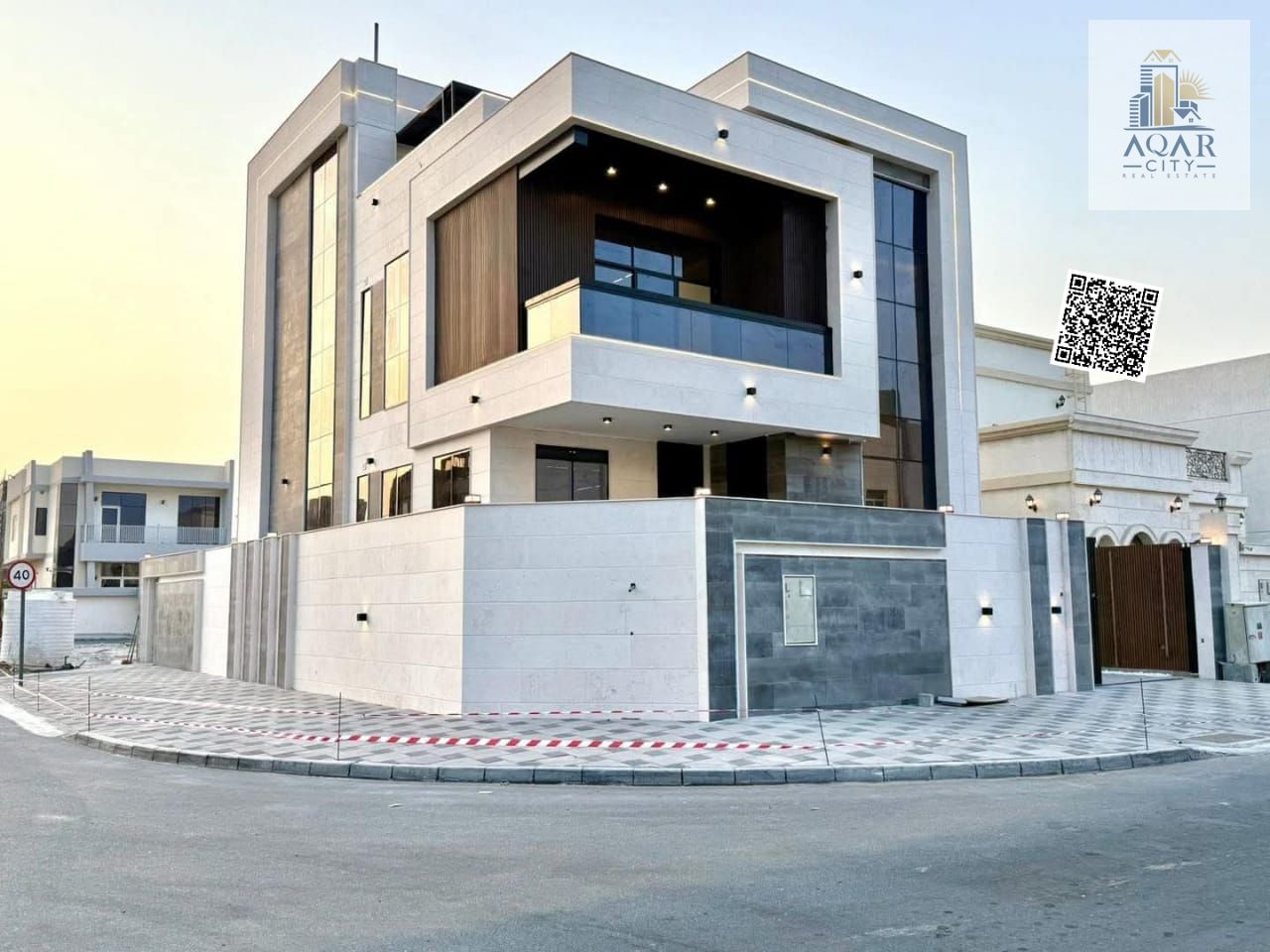 **A strategic location near all services A main street including registration and ownership fees, central air conditioning, and a negotiable swimming pool and a large area **Easy access to main roads** (for all services) **A quiet and family neigh
