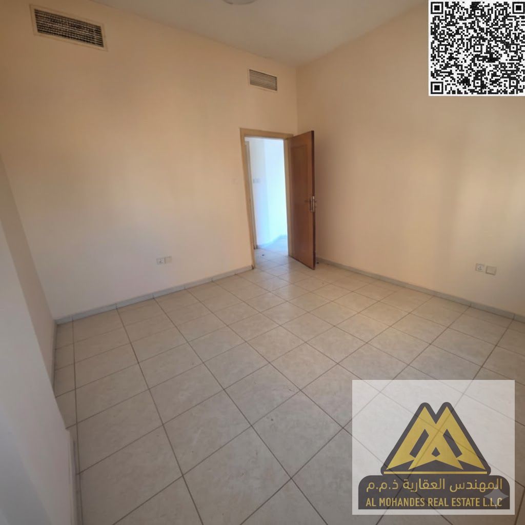 Quiet and family-friendly accommodation close to all amenities | Prime location next to Falcon Towers | Balcony with an open view | Very spacious area