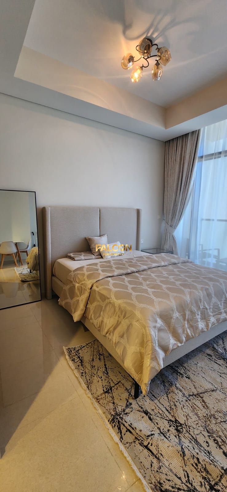 LUXURY STUDIO