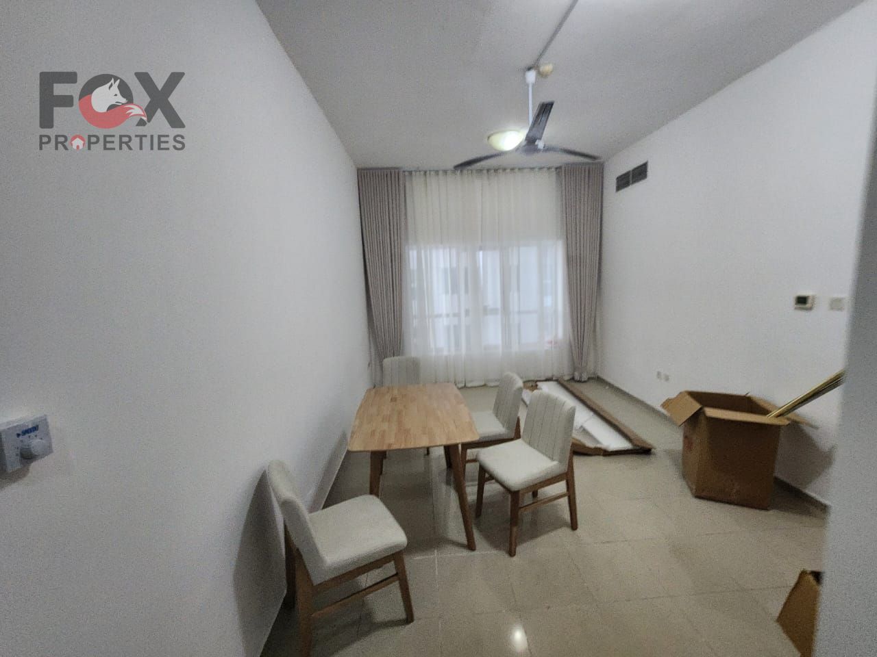 For sale only, with a side view of the creek, high floor, currently rented annually with an excellent annual return, children's play area and balcony.