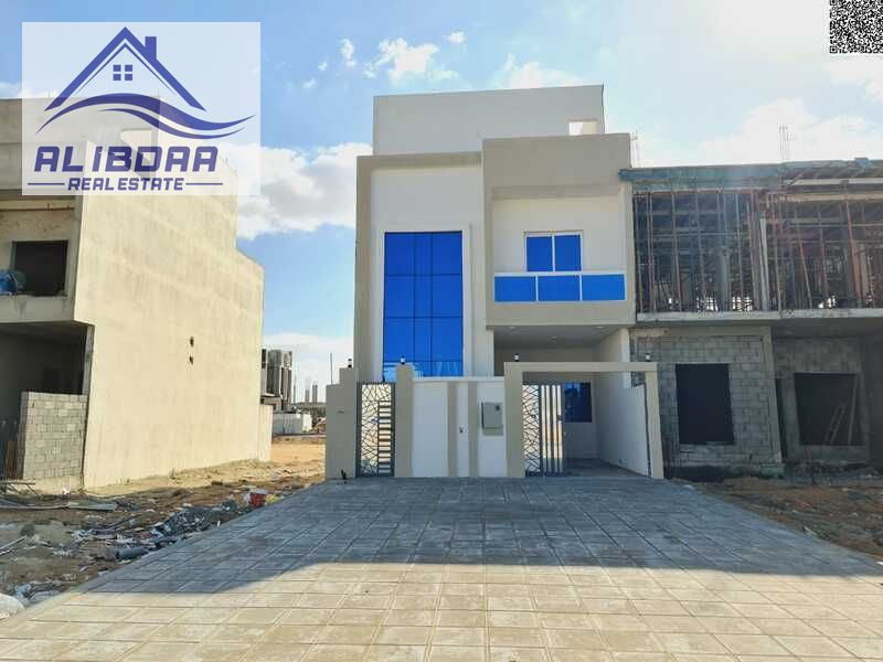Townhouse for Sale – Al Helio | Ajman Property Details: Beautiful townhouse located on a main road with a large front setback, perfect for fam