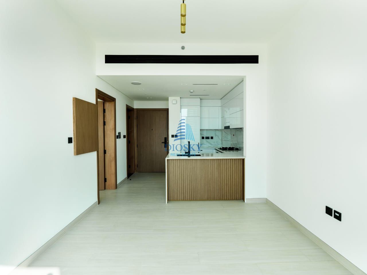 Luxury Apartment | Kitchen Appliances | Ready to Move