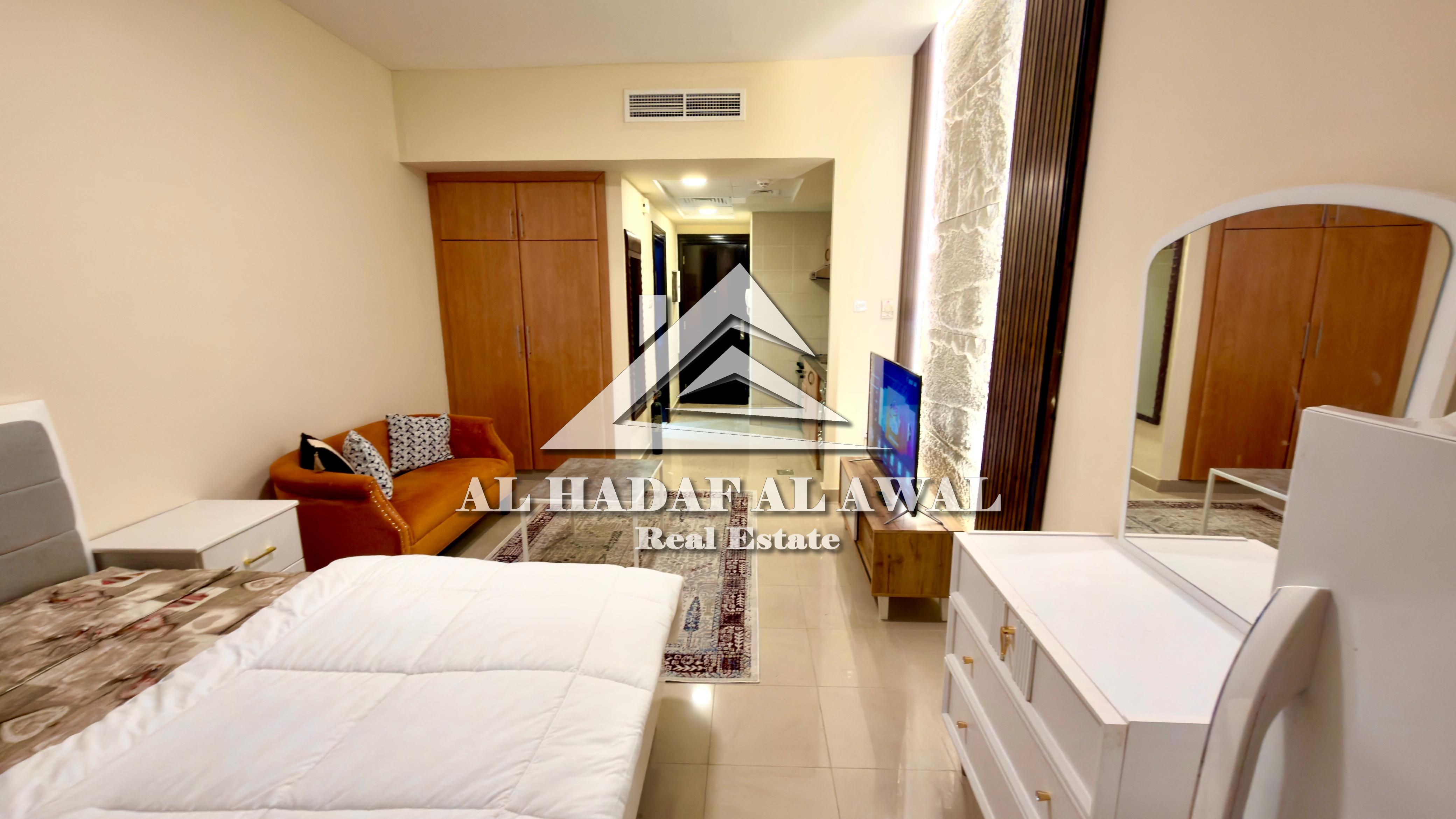 First tenant, distinctive studio apartment for rent in the heart of Al Majaz 3. Rent is 4700 AED including bills.