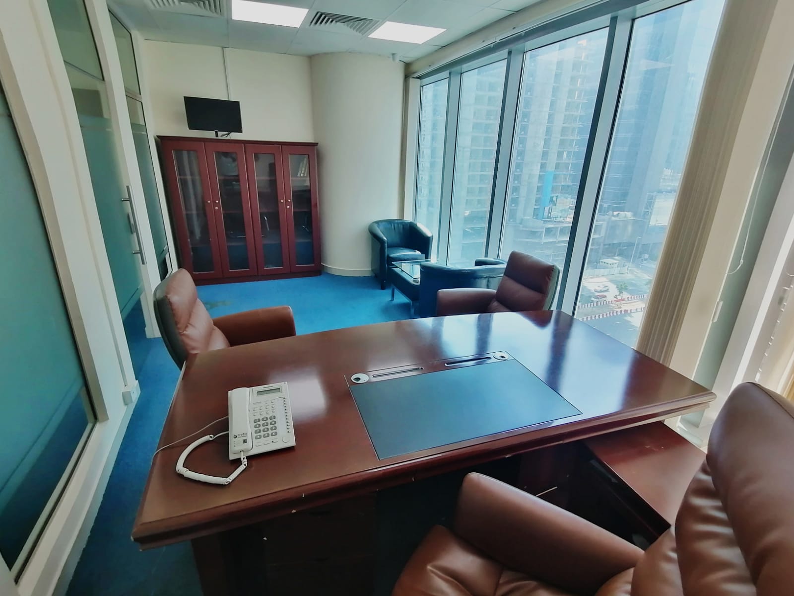 Fiited office I Partitioned I Readt To Move In I Prime Location