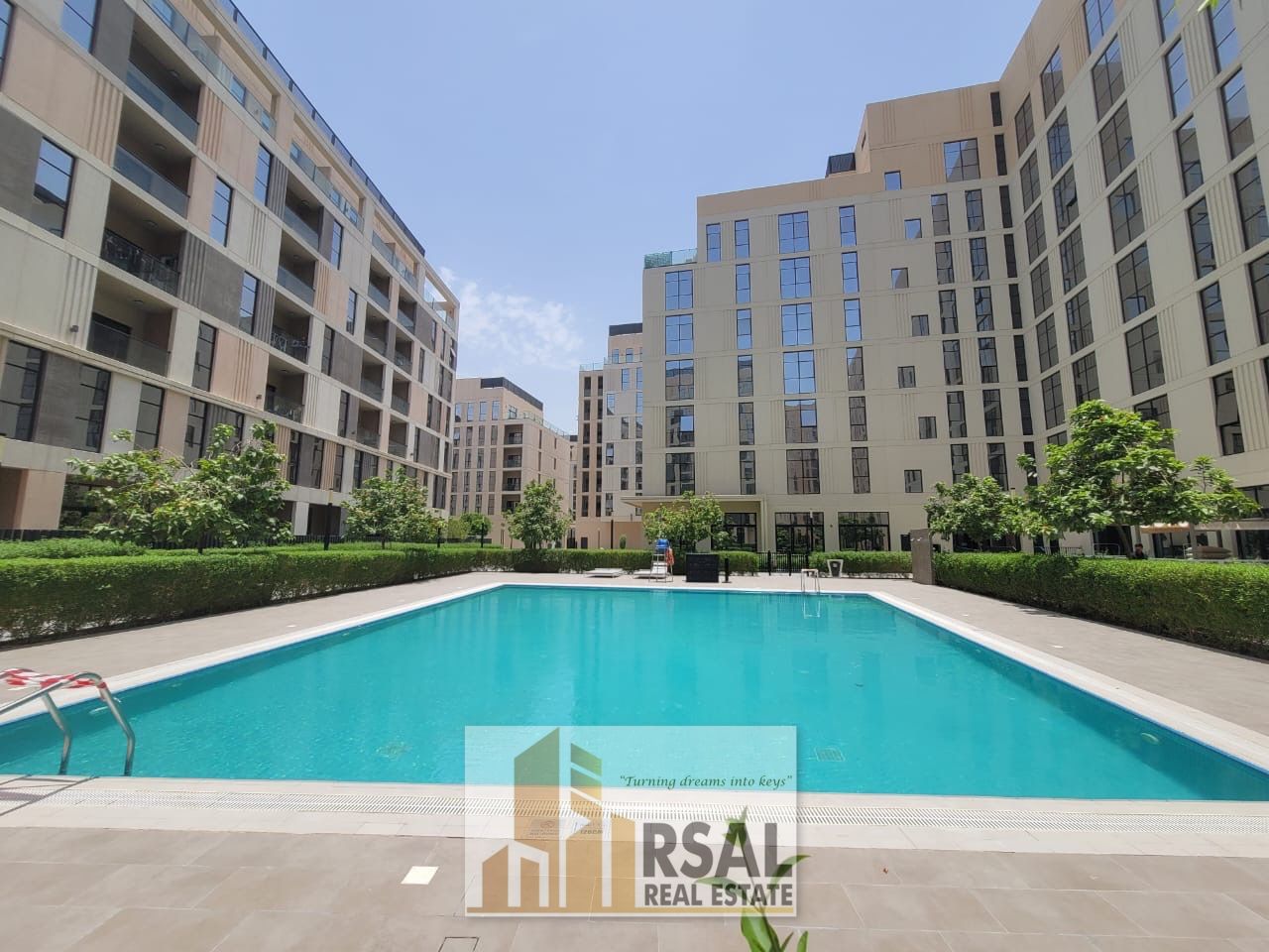 Luxurious spacious huge size 1 bedroom with close kitchen and balcony // All Amenities // Gated community // Freehold for All Nationalities
