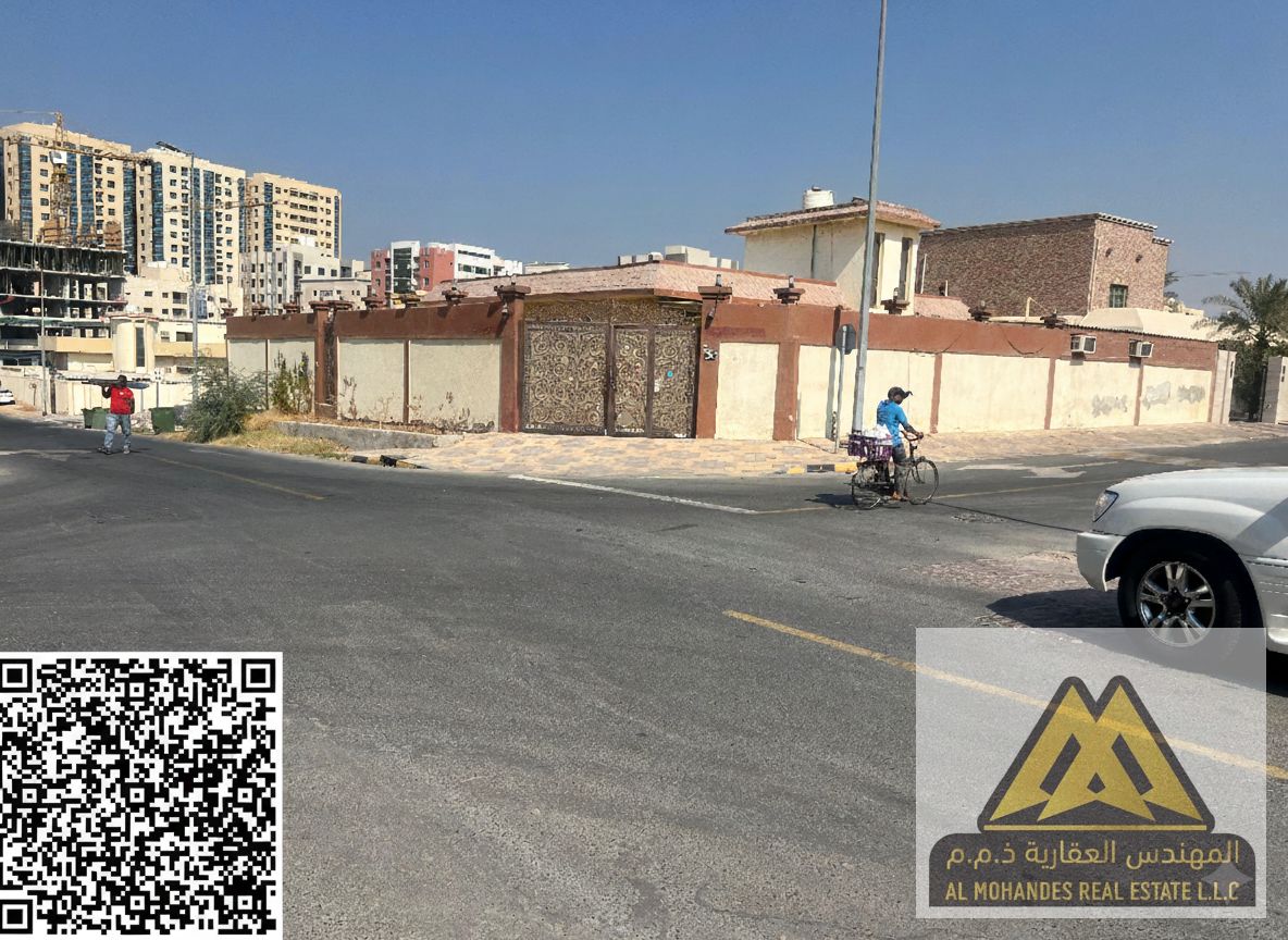 Master bedrooms | Majlis | Living room | Maid’s room | Parking | Balcony | Rooftop