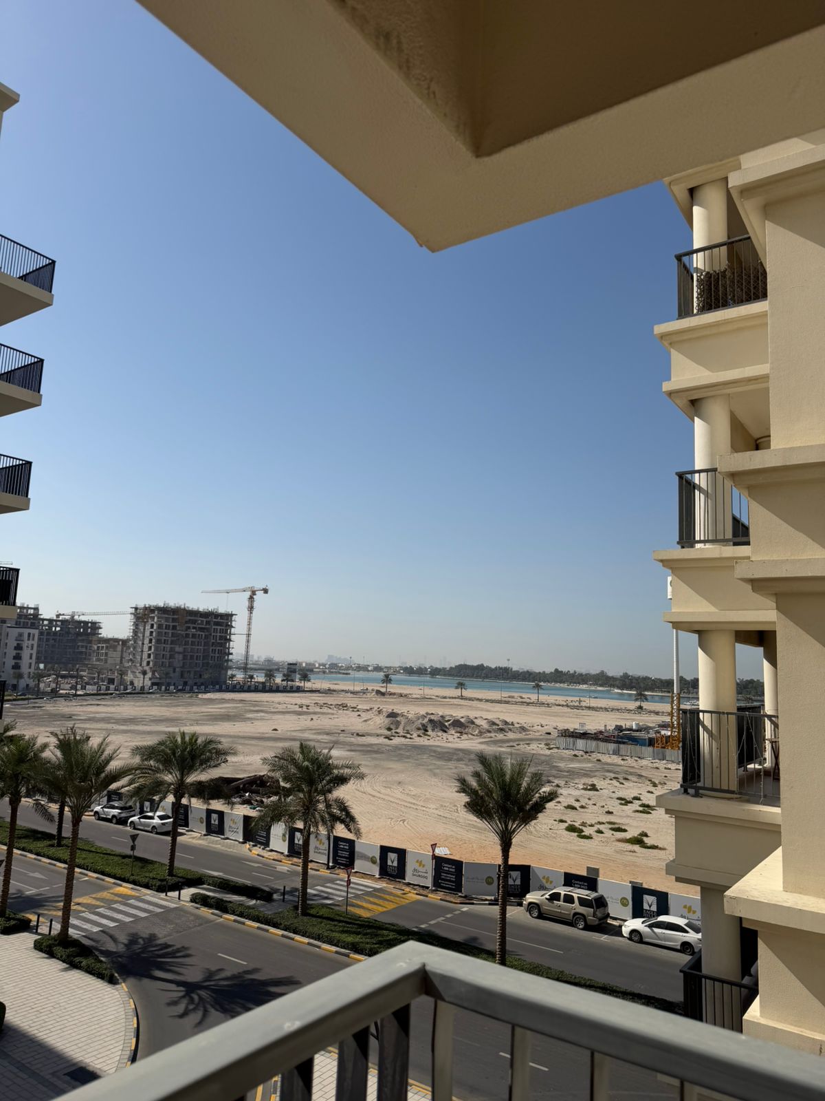 For Rent One-Bedroom Apartment with Living Room in Indigo Building – Maryam Island