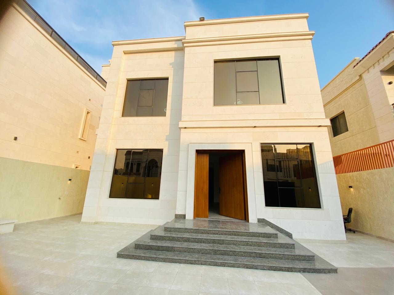 Own a luxurious villa in Al-Haliyo 2 now at a special price, including registration and ownership fees and equipped with air conditioning—your chance