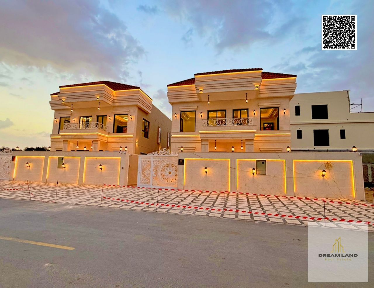 Classic villa for sale, stone facade - freehold with no annual fees - super duplex finishes