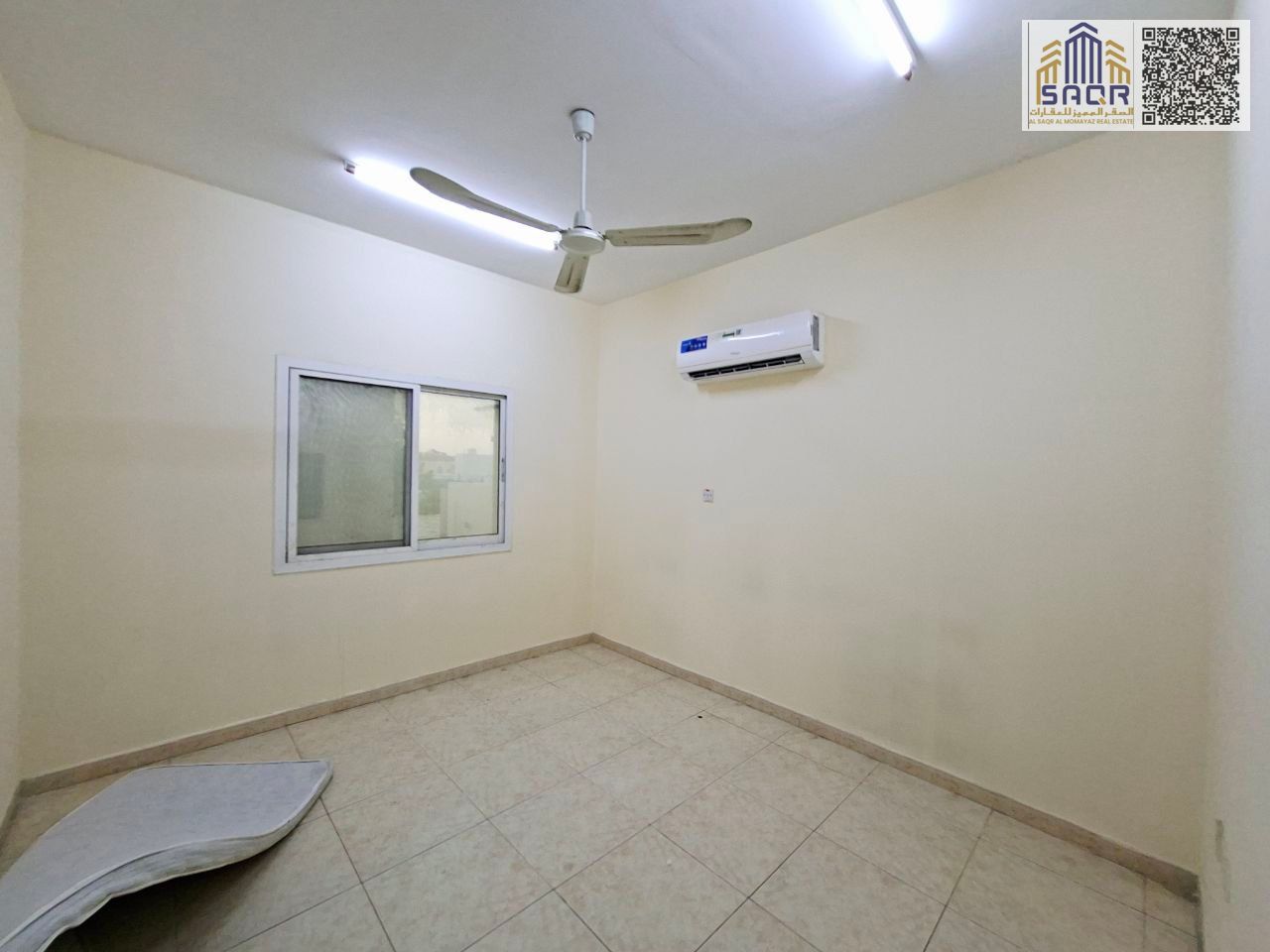 Apartment for rent in Al Rawda 2 at a great price, close to all services, next to a mosque. Two bedrooms and a living room.