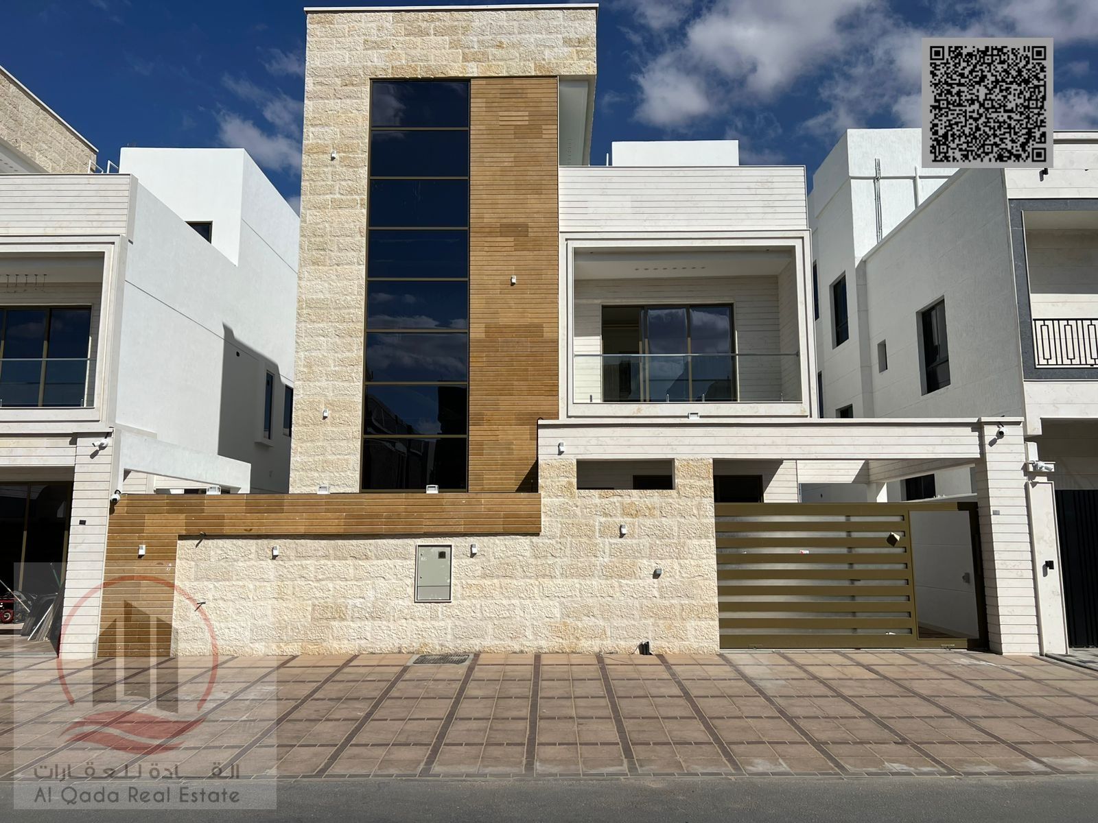 Villa for sale in Ajman, Al Bahia area. 6 master bedrooms, majlis, 2 living rooms, and a maid's room. Freehold ownership for all nationalities. Bank f