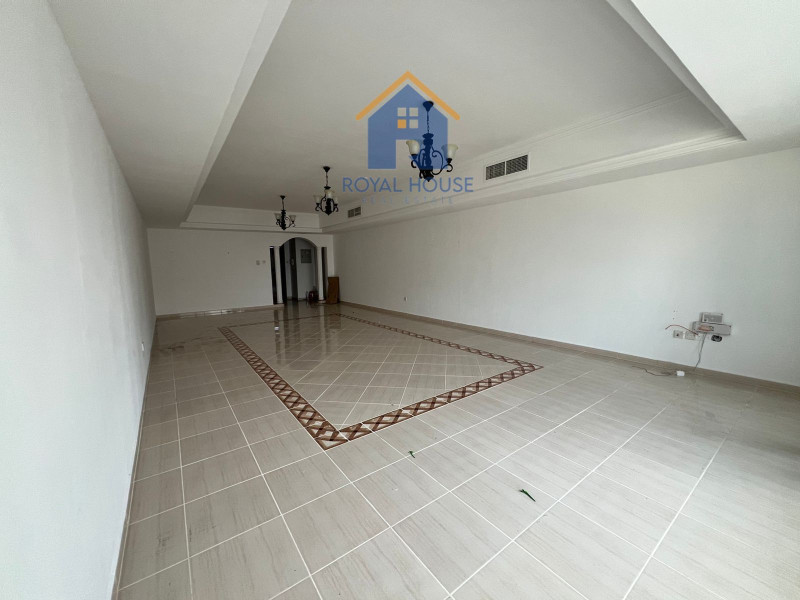 3 BR Spacious Oasis on New Al Taawun Road