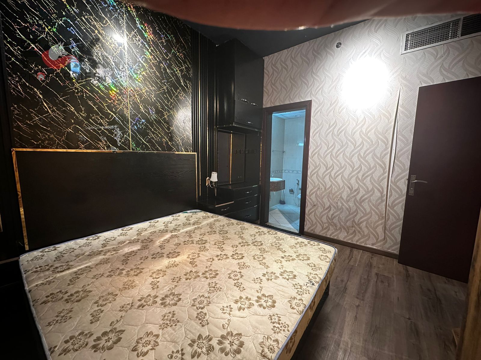 A fully furnished one-bedroom apartment is available for annual rent, suitable for individuals or couples, and ready for immediate occupancy