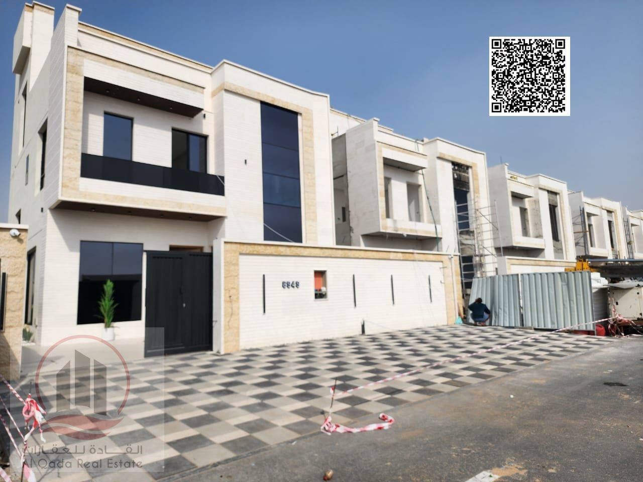 Villa for sale in Al Zahiyah, Ajman. Modern design. The villa includes registration fees and features 5 master bedrooms