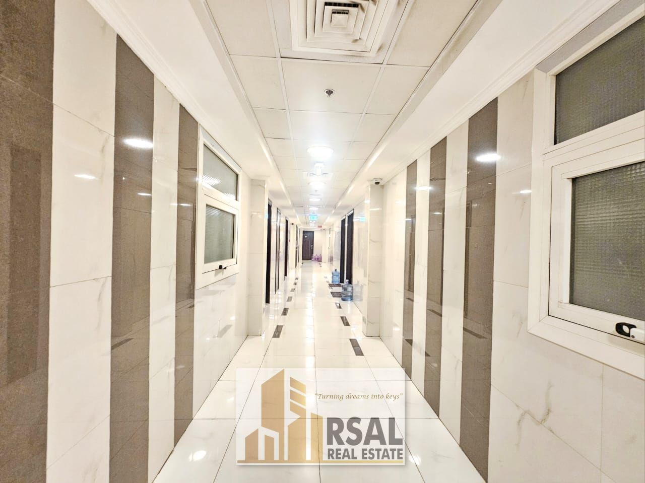Lavish Family 1Bhk //Building Coverd Parking//Ready to Move//Easy Payment//Close to Bonanza Hypermarket